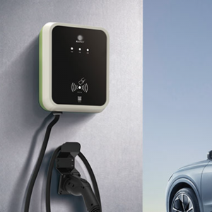 一刷即启,轻松补能:刷卡开启停车场充电新体验